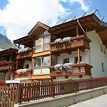 Burgstein - Alpin & Lifestyle Szálloda Längenfeld
