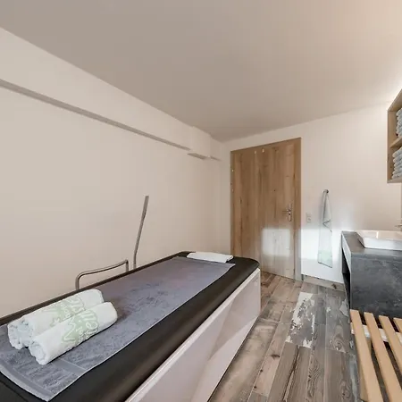 Hotel Burgstein Alpin & Lifestyle