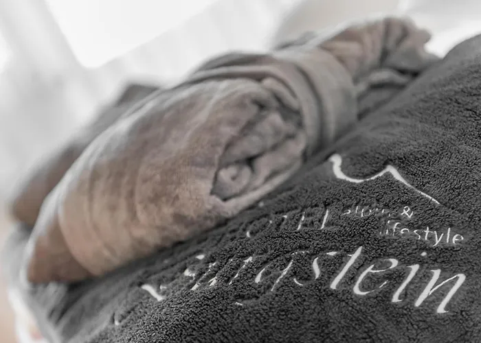 Отель Burgstein - Alpin & Lifestyle