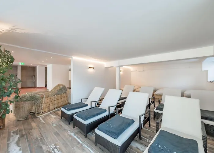 Burgstein - Alpin & Lifestyle 4*