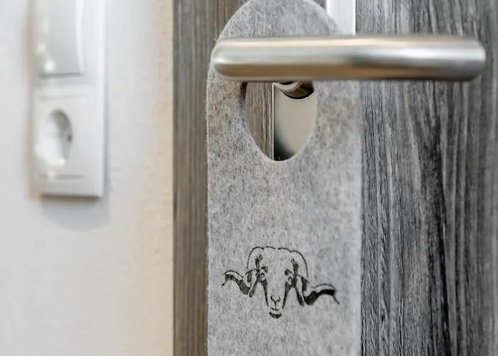 Отель Burgstein - Alpin & Lifestyle